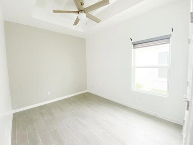 905 W Carmel Ave - Photo 3